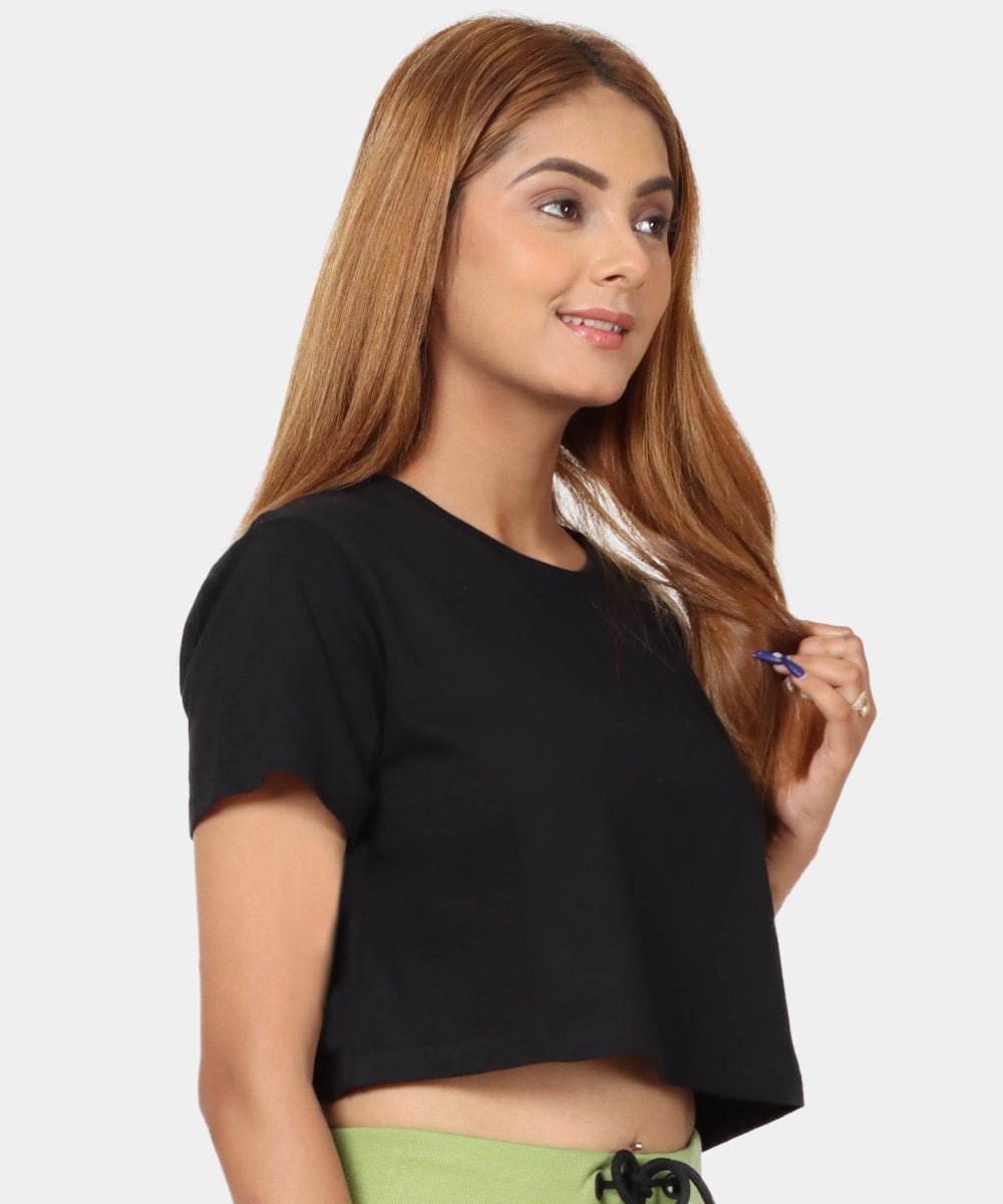 plain-black-crop-tops-for-women-without-print