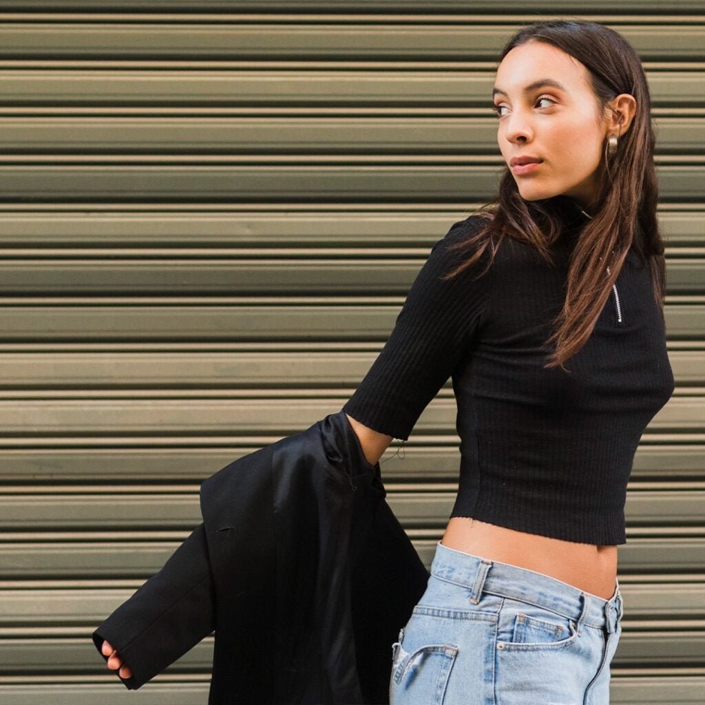 How To Wear Crop Tops With Jeans - Alyandval